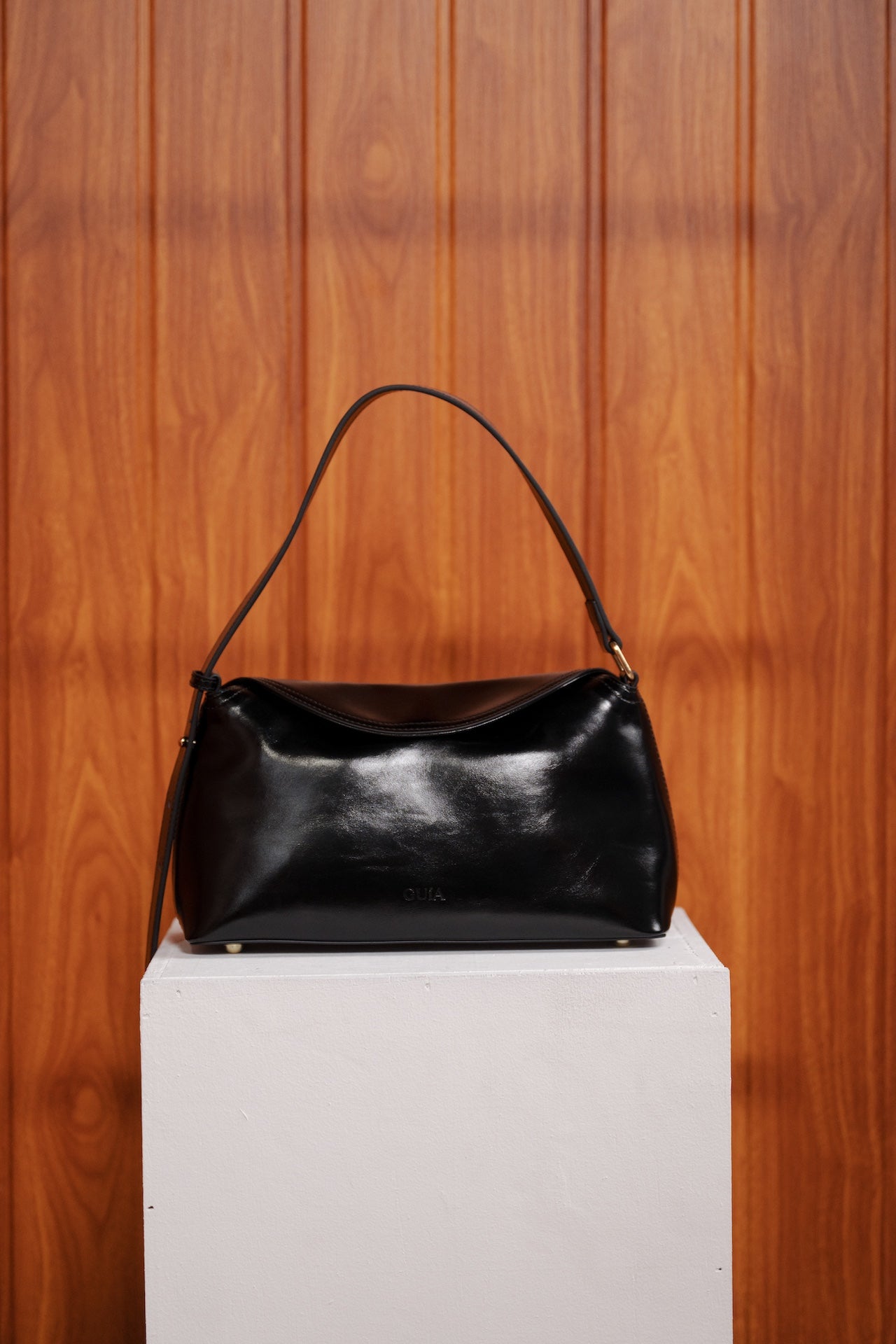 Èlan Glossy